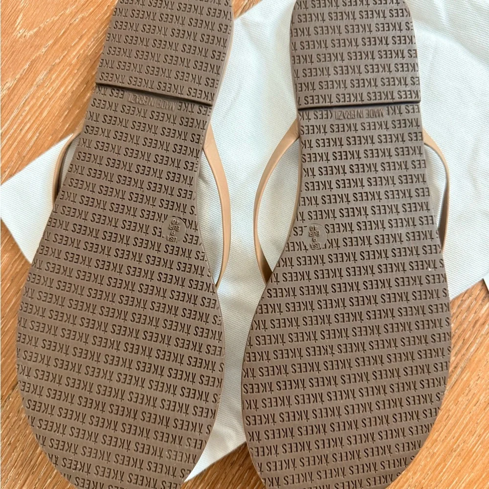 NWT- TKEES Foundations Matte Flip Flop Sandals- US 9/EUR 40 - Picture 3 of 5
